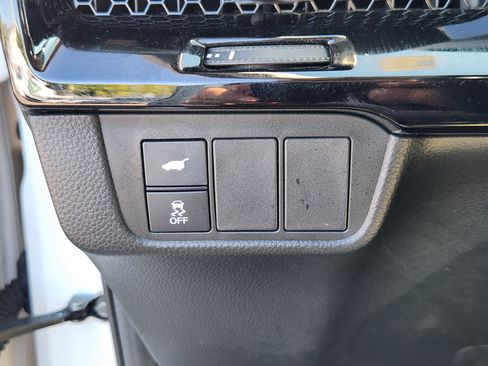 Used 2024 Honda CR-V EX-L image 25