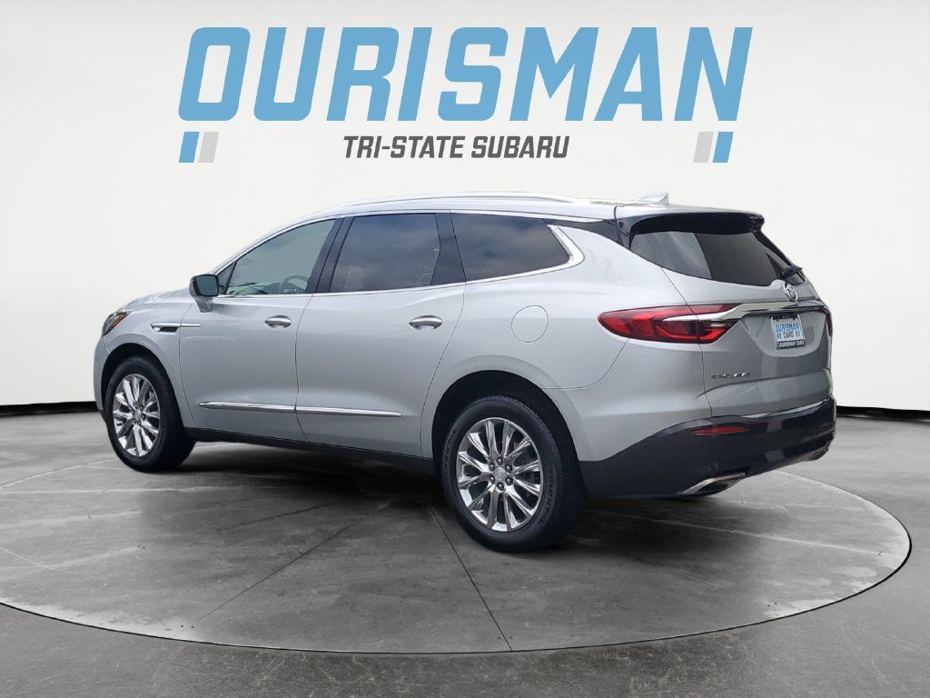 Used 2021 Buick Enclave Premium w/ Sun and Sites Package FWD image 4