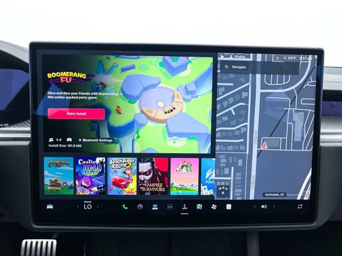 Used 2021 Tesla Model S Plaid image 8