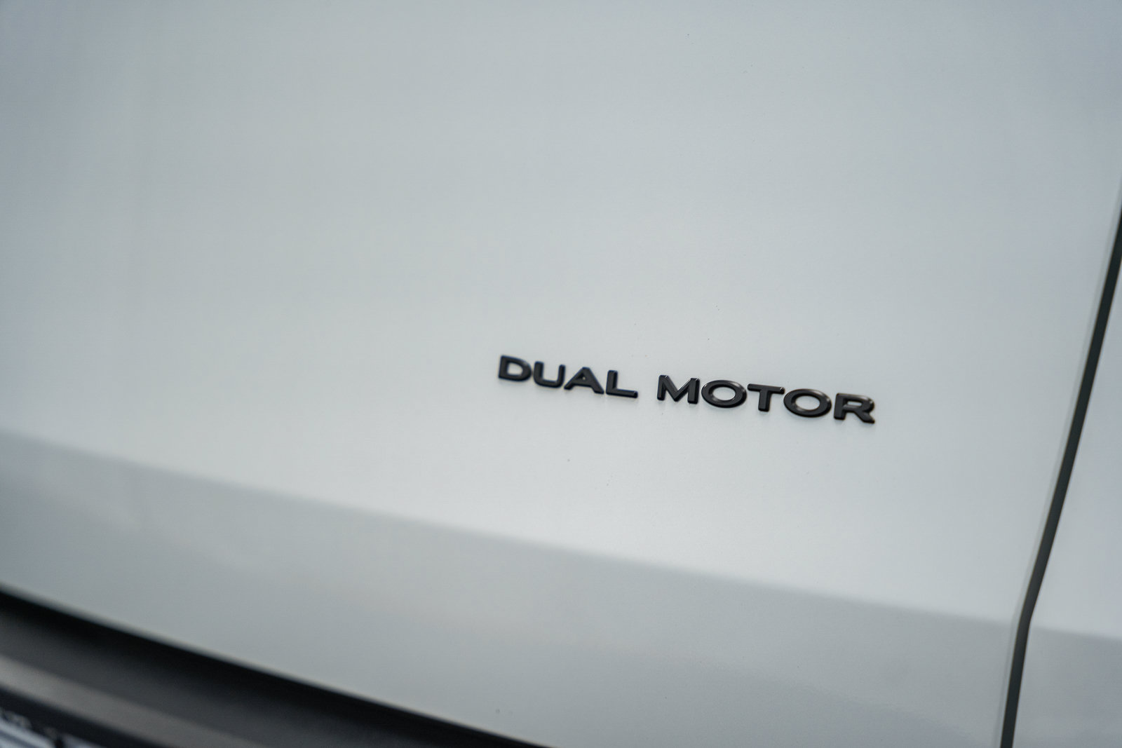 Used 2026 Tesla Model Y AWD image 9