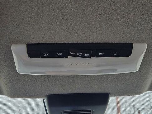 Used 2023 Nissan Kicks S FWD image 25