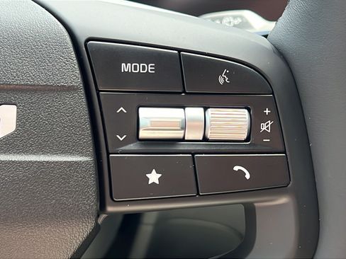 New 2026 Kia Sportage LX FWD image 18