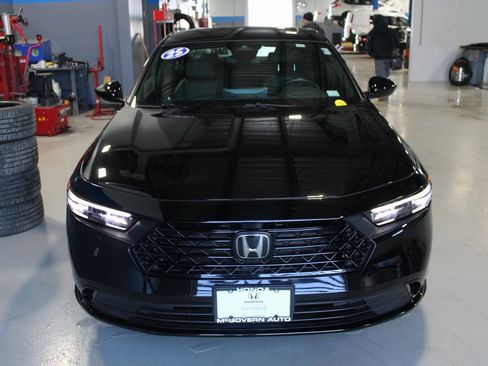 Certified 2025 Honda Accord Sport image 3