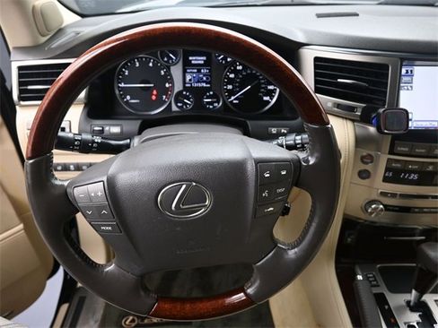 Used 2015 Lexus LX 570 4WD image 13