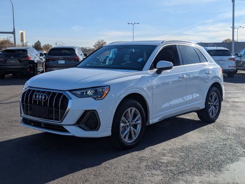 Used 2021 Audi Q3 2.0T Premium w/ Convenience Package image 9