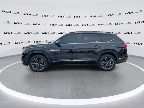 Used 2021 Volkswagen Atlas SE w/ Panoramic Sunroof Package FWD image 5
