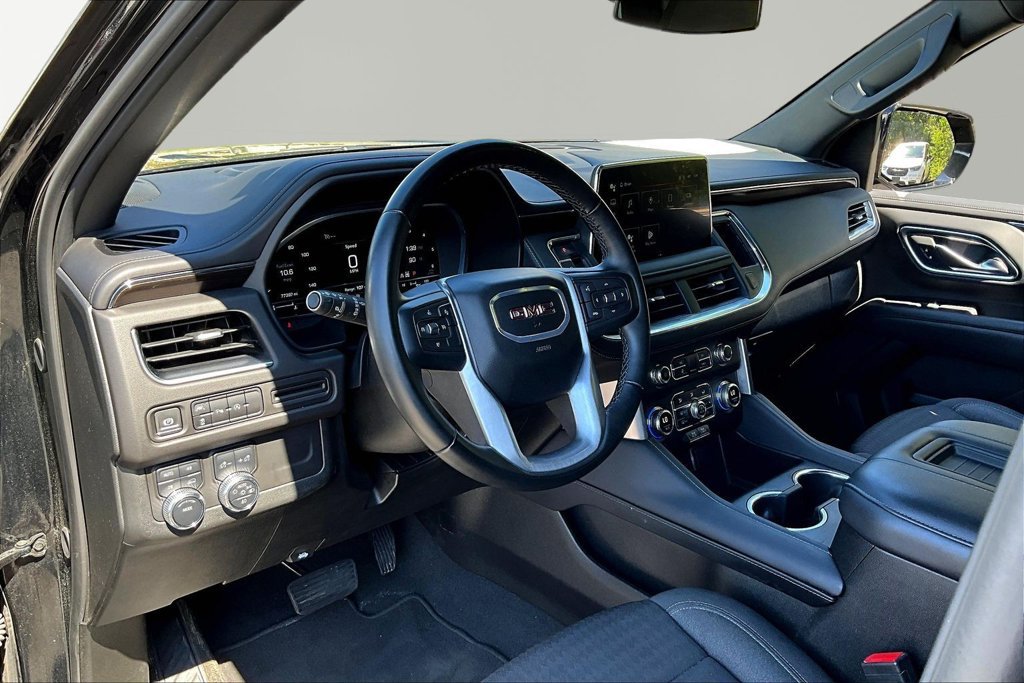 Used 2024 GMC Yukon XL SLE AWD/4WD image 19