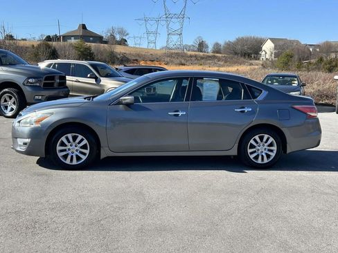 Used 2014 Nissan Altima 2.5 S image 7