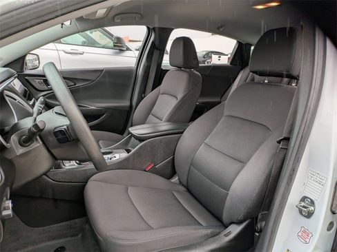 Used 2024 Chevrolet Malibu LT image 23