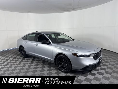 Used 2025 Honda Accord SE image 1