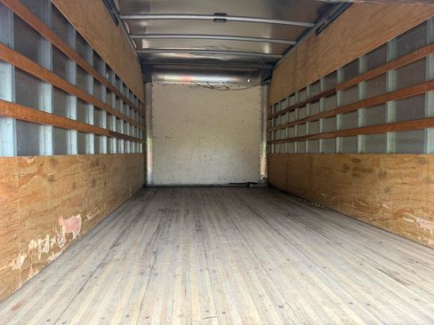 Used 2019 Chevrolet Express 3500 Extended w/ Power Convenience Package RWD image 11
