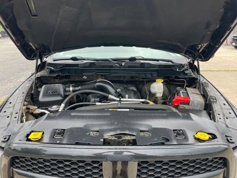 Used 2019 RAM 1500 Express w/ Wheel & Sound Group AWD/4WD image 10