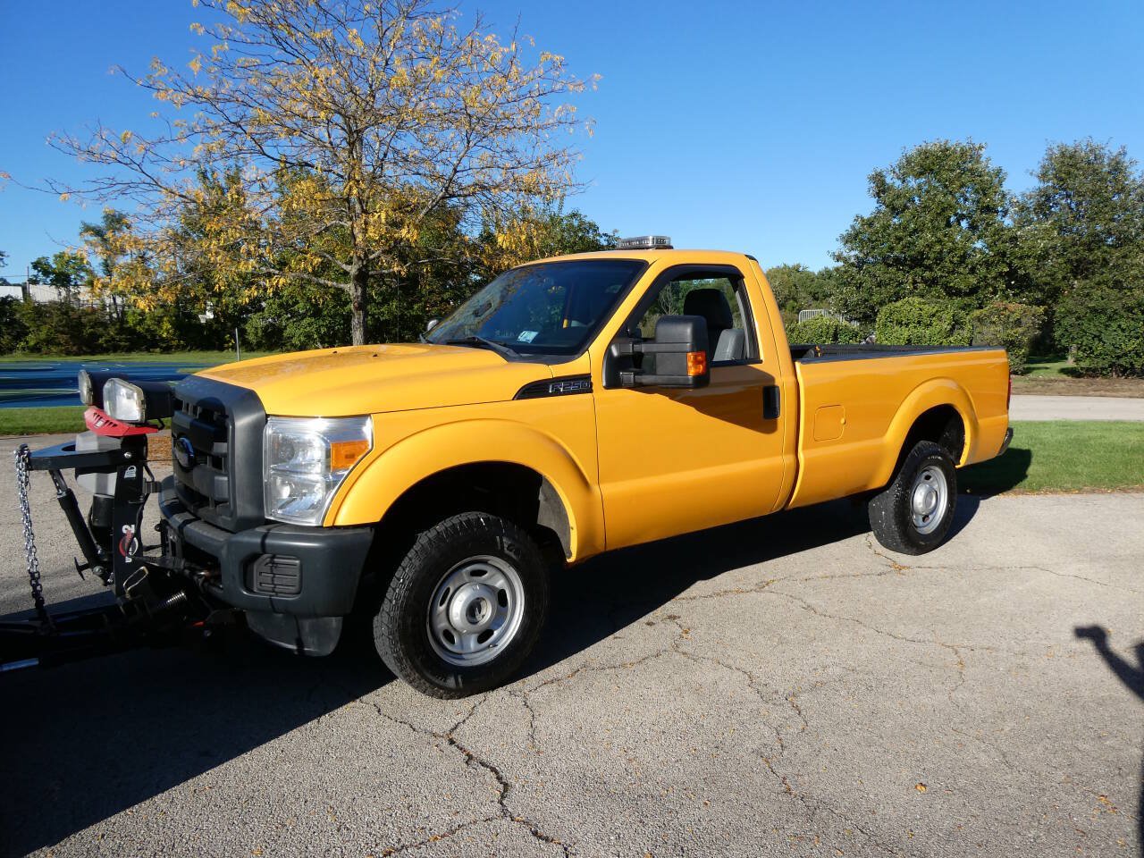 Used 2013 Ford F250 XL w/ PWR Equipment Group AWD/4WD image 2