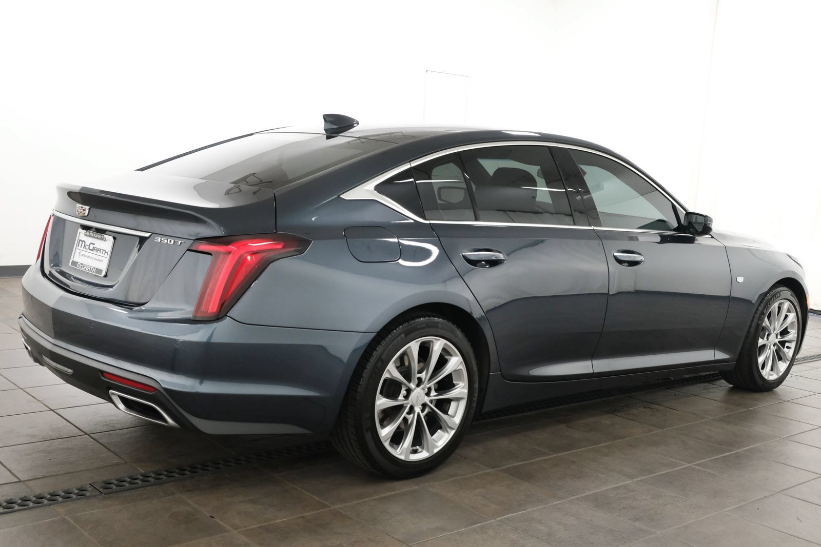 Used 2021 Cadillac CT5 Premium Luxury w/ Lighting Package RWD image 5