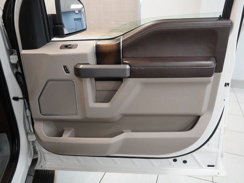 Used 2019 Ford F150 Limited w/ Trailer Tow Package image 30