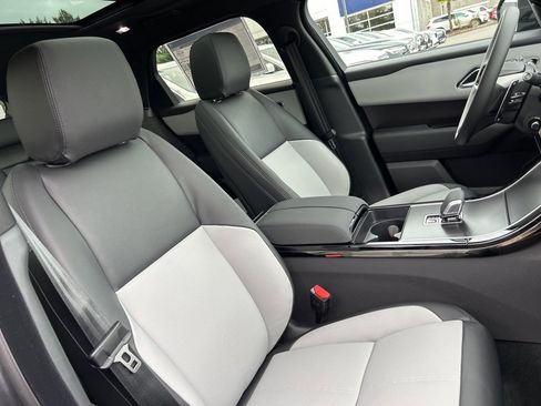 New 2026 Land Rover Range Rover Velar Dynamic SE image 21