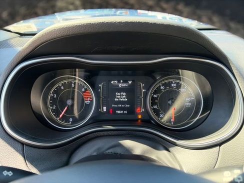 Used 2020 Jeep Cherokee Latitude Plus w/ Cold Weather Group image 52