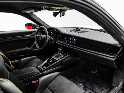 Used 2022 Porsche 911 GT3 image 46