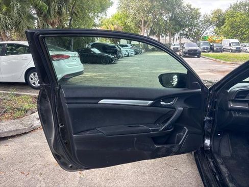 Used 2019 Honda Civic LX image 24