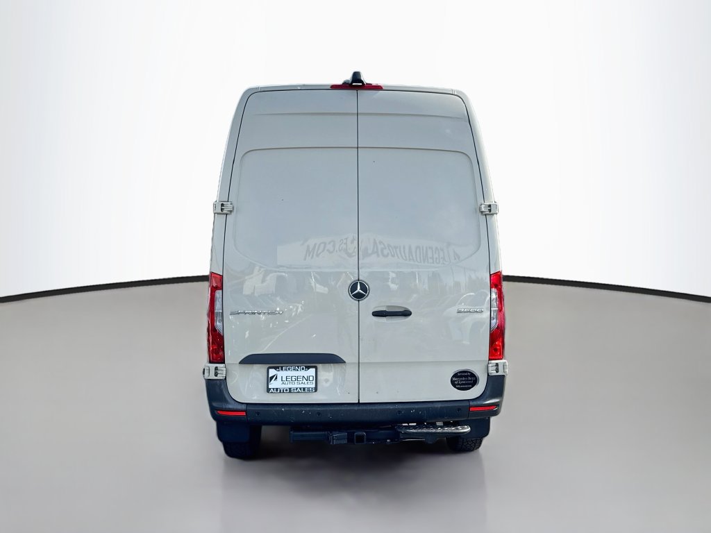 Used 2021 Mercedes-Benz Sprinter 2500 image 7
