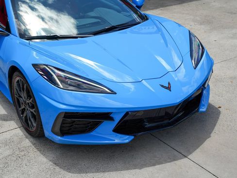 Used 2023 Chevrolet Corvette Stingray Coupe w/ 1LT RWD image 7