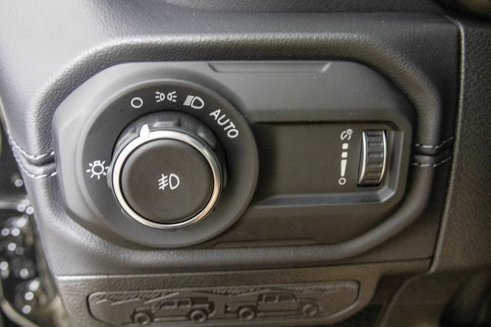 New 2027 Jeep Wrangler Unlimited Sahara AWD/4WD image 32
