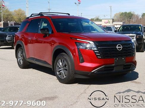 New 2026 Nissan Pathfinder SV FWD image 1
