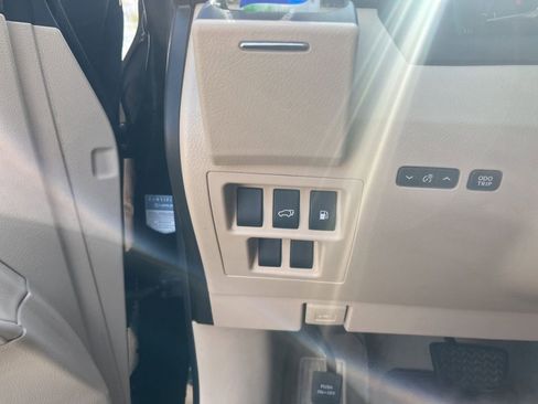 Used 2010 Lexus RX 350 AWD image 14