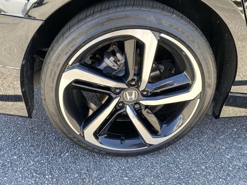 Used 2022 Honda Accord Sport image 32