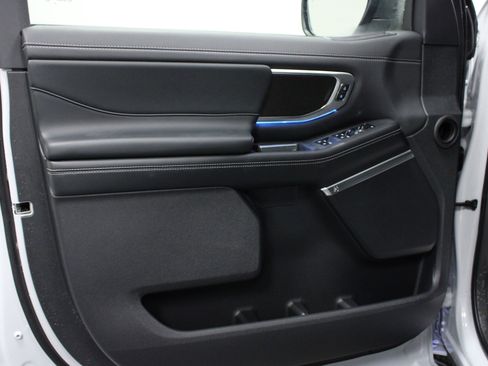 New 2026 Ford Expedition Platinum w/ Stealth Appearance Package image 11