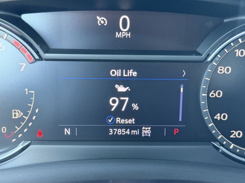 Certified 2022 Cadillac XT4 Premium Luxury w/ Enhanced Visibility Package image 31