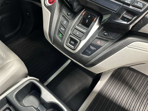 Used 2020 Honda Odyssey Touring image 21