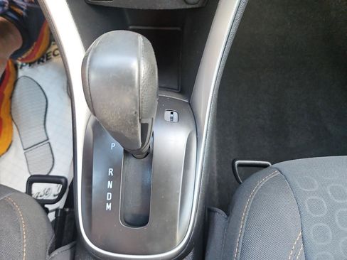 Used 2018 Chevrolet Trax LS AWD/4WD image 33