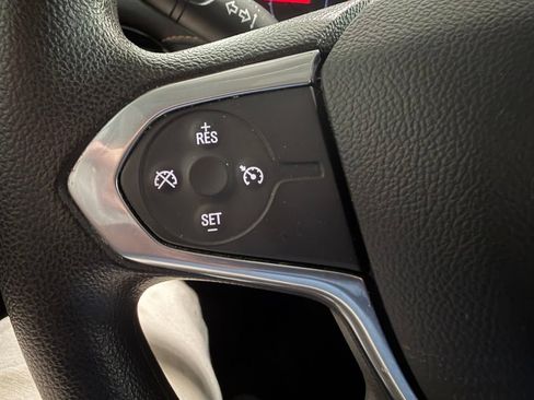 Used 2020 Chevrolet Traverse LS FWD image 17