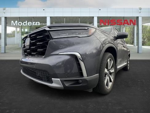 Used 2023 Honda Pilot Elite image 12