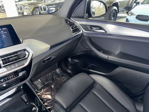 Used 2024 BMW X3 sDrive30i w/ M Sport Package RWD image 26
