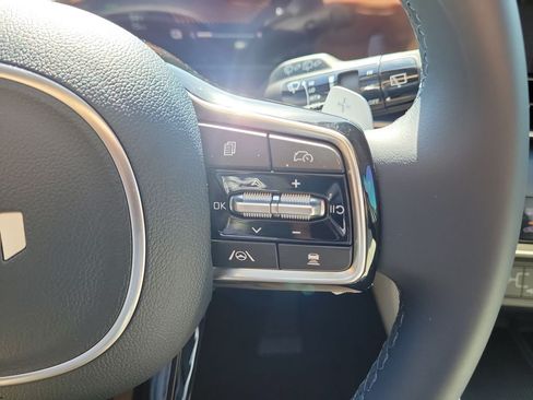 New 2026 Kia Carnival EX FWD image 27