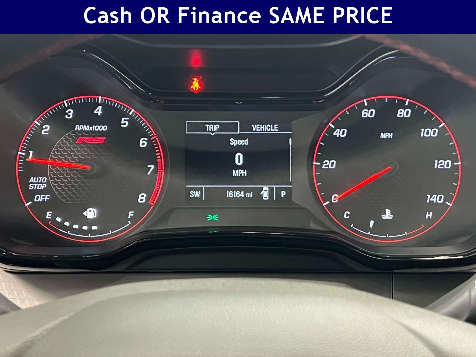 Used 2024 Chevrolet Trax RS w/ Sunroof Package FWD image 19