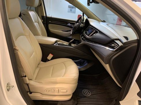 Used 2020 Buick Enclave Premium w/ Sun and Sites Package AWD/4WD image 21