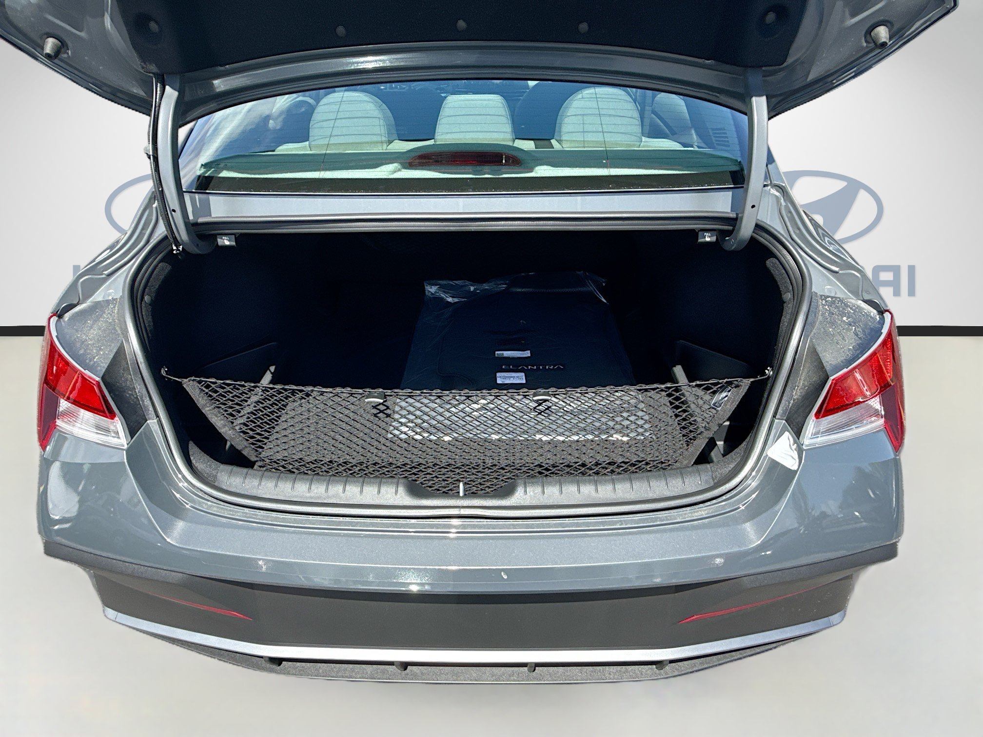 New 2026 Hyundai Elantra Sport FWD image 18