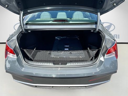 New 2026 Hyundai Elantra Sport FWD image 18