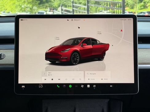 Used 2022 Tesla Model Y Long Range AWD/4WD image 46