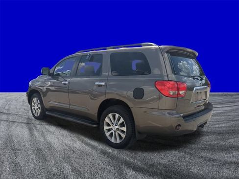 Used 2017 Toyota Sequoia Limited w/ Safety & Convenience Package RWD image 6