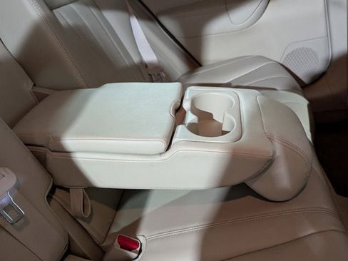 Used 2017 INFINITI QX70 AWD w/ Premium Package image 27