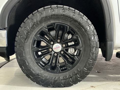 Used 2023 GMC Sierra 1500 SLT w/ SLT Premium Plus Package image 20