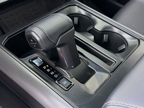 New 2025 Ford F150 Lariat w/ Equipment Group 502A High image 19