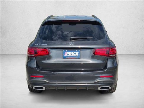 Used 2022 Mercedes-Benz GLC 300 image 7