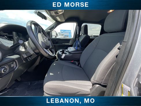 Used 2024 RAM 2500 Tradesman w/ Chrome Appearance Group AWD/4WD image 18