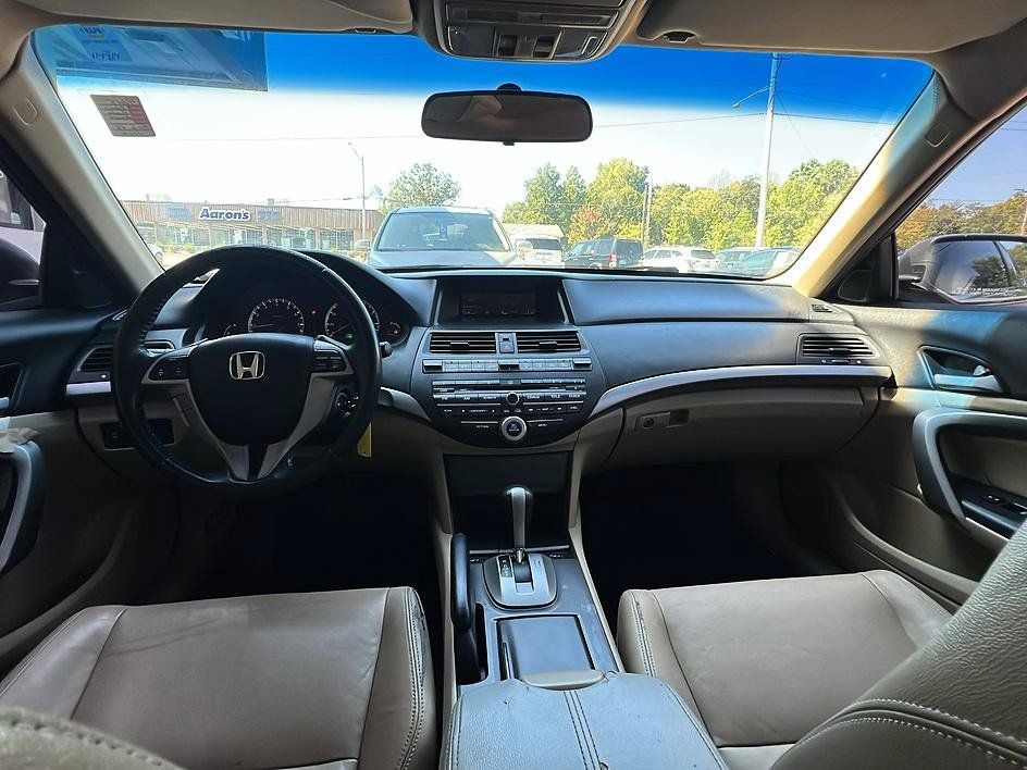 Used 2010 Honda Accord EX-L image 11
