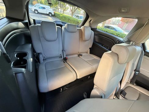 Used 2018 Honda Odyssey EX-L image 23